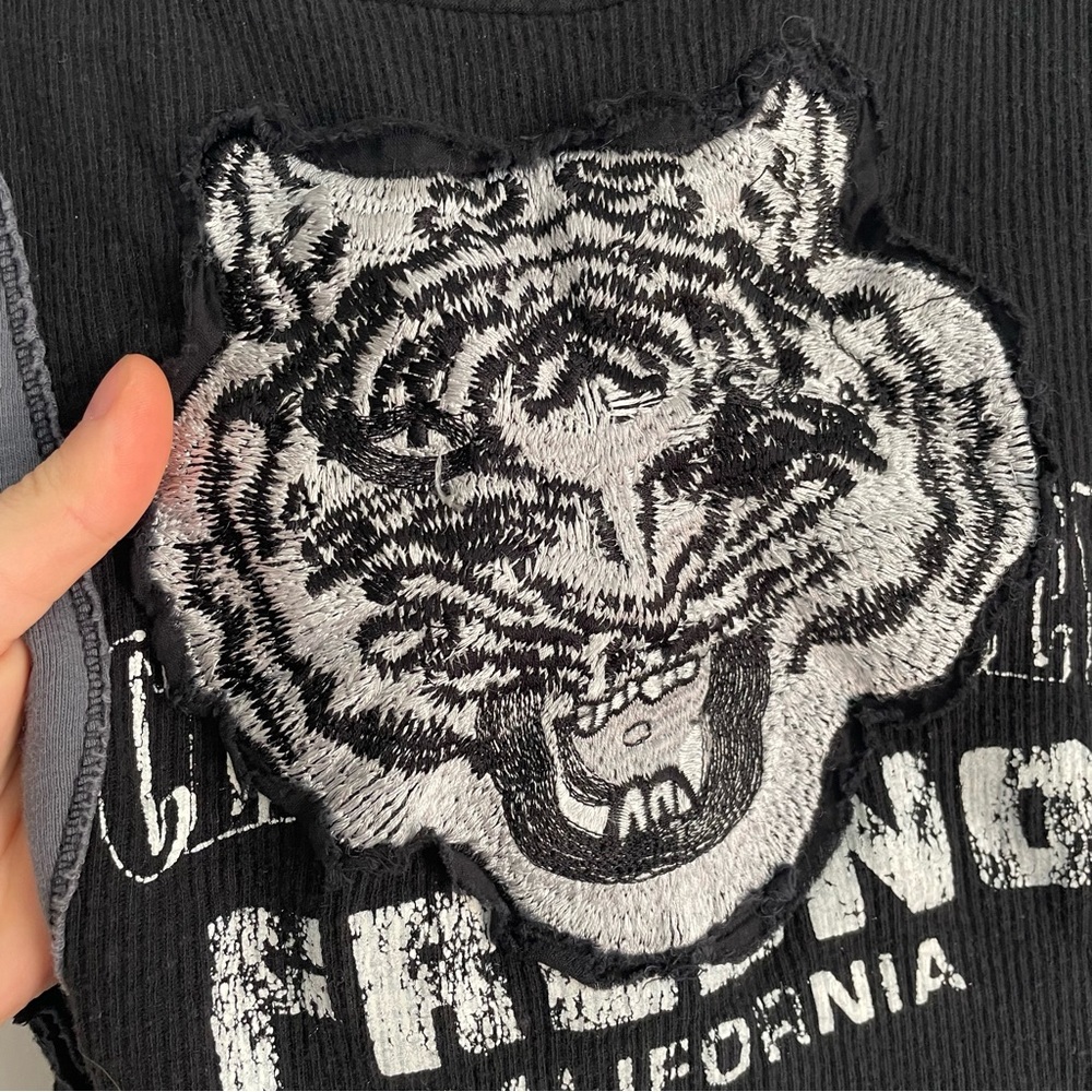 We The Free Tiger Embroidered Tank Top Black Gray Free People Shirt Size S - Picture 5 of 11